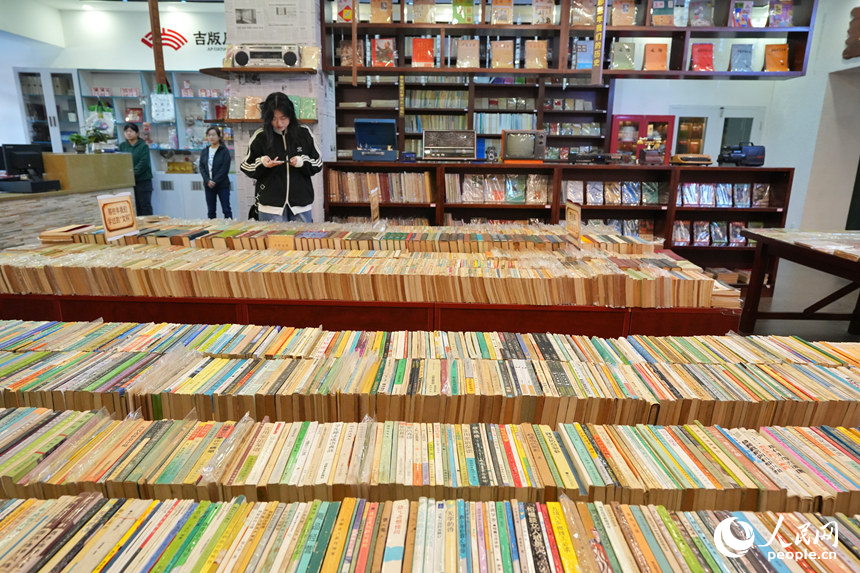 南书房•新华昨日时光书店,一场古籍修复“小课堂”