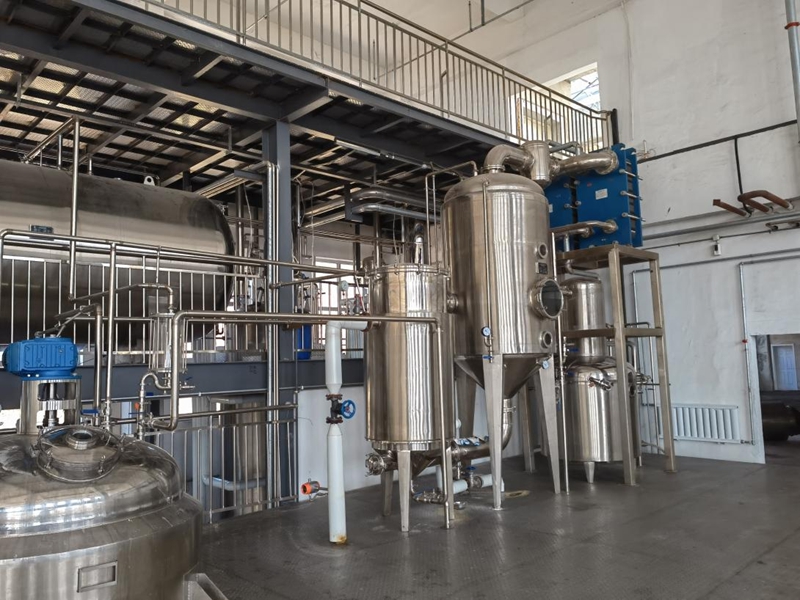 长青参业生产车间。人民网记者 马俊华摄