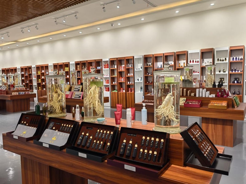 益盛汉参产品展示。人民网记者 马俊华摄