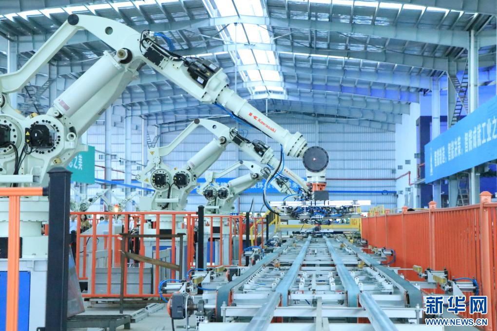 新明珠5G智能工厂。新华网发(企业供图)