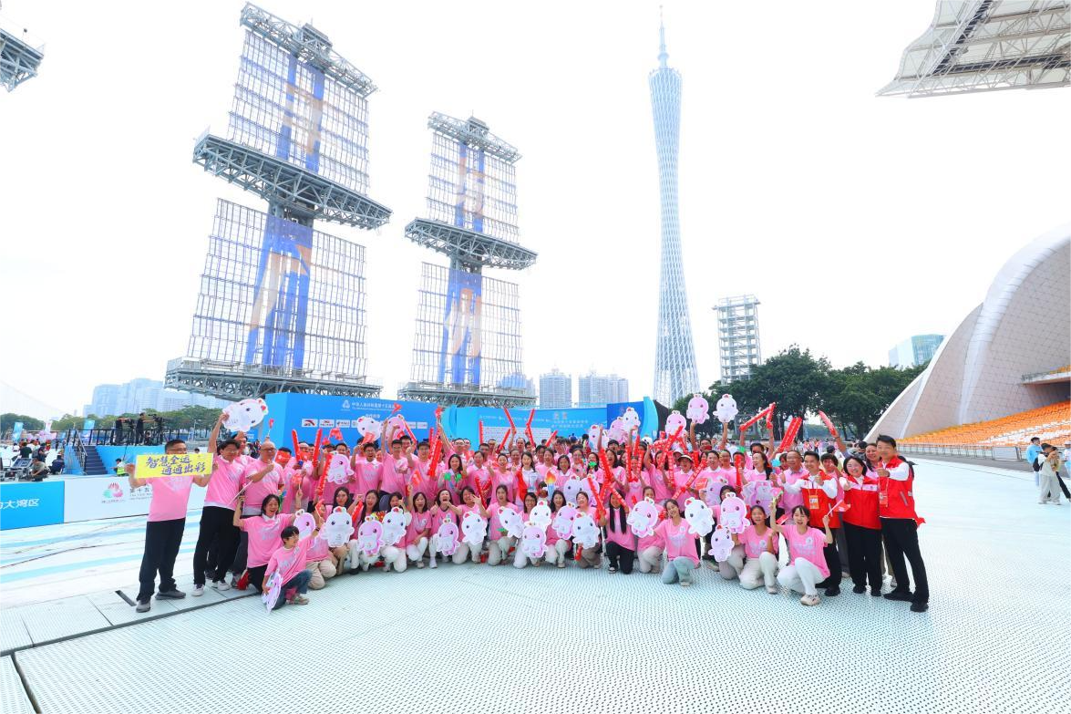 广东联通将以此刻的激情与梦想,转化为服务大湾区建设的坚实力量。