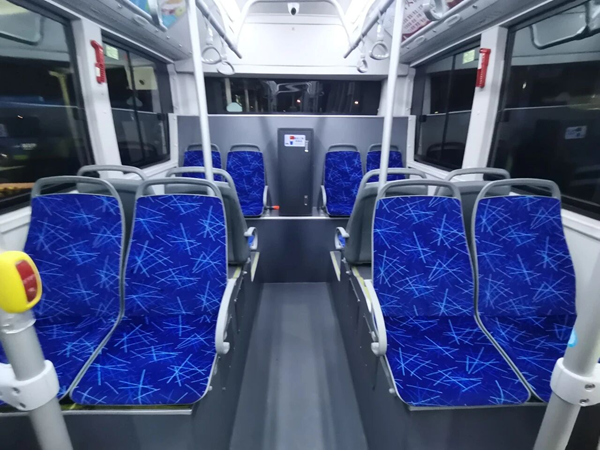 升级改造后的公交座椅。连云港市交通控股集团供图