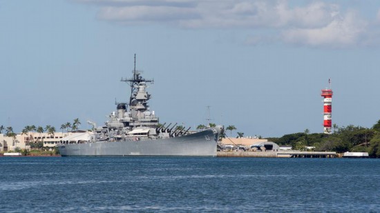 图为美国“密苏里”号战列舰资料照片。新华社发（尤金·坦纳摄）